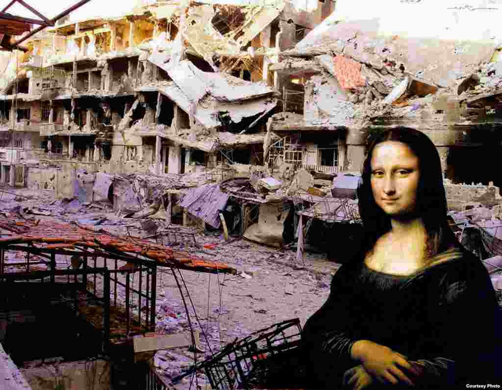 Senyum samar &quot;Mona Lisa&quot; karya Leonardo da Vinci disandingkan dengan reruntuhan bangunan di Homs, kota terbesar ketiga di Suriah dan pusat pemberontakan.&nbsp;