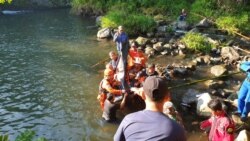 Tim SAR menemukan dua jenazah korban susur sungai Pramuka SMP N1 Turi, Sleman, Minggu, 23 Februari 2020. (Foto: Basarnas DIY)