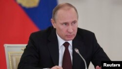 Presiden Rusia Vladimir Putin memerintahkan pengamanan yang lebih ketat setelah ledakan bom di kota Volgograd, Rusia akhir pekan lalu (foto: dok). 