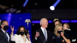 ساعت ۶ عصر روز چهارشنبه ویژه برنامه صدای آمریکا آغاز می‌شود