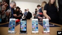 When iOS 11, the next version of the iPhone operating system, is launched soon, older apps may not work on it.