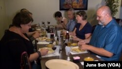 The Alt Eats Tour takes tourists and locals to Indian, Nigerian, Vietnamese and Somali restaurants, among others in Columbus, Ohio.