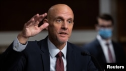 Dr. Stephen Hahn, Kepala Badan Pengawas Obat-obatan dan Makanan AS (FDA) memberikan kesaksian di depan Komisi Senat AS hari Rabu (23/9) di Washington DC. 