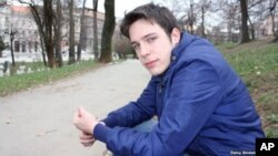 “Sometimes, when the bombs weren’t falling nonstop, there were times when we could go out," remembers Skender Basic, a native of Sarajevo who as a baby was the subject of an iconic photograph taken during the siege of Sarajevo.