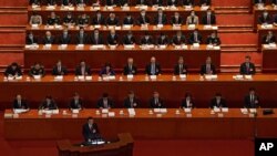 리커창 중국 총리가 5일 베이징에서 개막한 전국인민대표대회에서 연설했다.