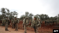 Turski vojnici u selu Kaminas, 6 kilometara jugoistočno od grada Idliba u Siriji, 10. februara 2020.