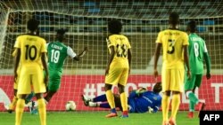 Ephrem Guikan de Gor Mahia FC marque contre Young African en Coupe CAF, Kenya, le 18 juillet 2018.