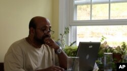 ፋይል ፎቶ - የአርበኞች ግንቦት 7 ለአንድነትና ለዴሞክራሲ ንቅናቄ ሊቀ-መንበር ዶክተር ብርሀኑ ነጋ