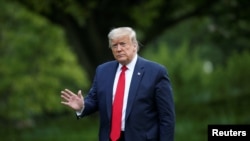 도널드 트럼프 대통령이 14일 펜실베니아 앨런타운 방문을 마치고 백악관 사우스론에 도착했다. 