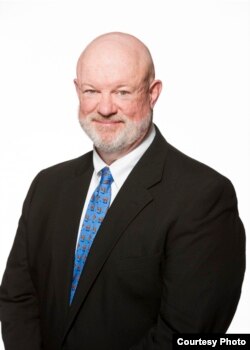 “传统基金会”资深研究员保罗·拉尔金（The Heritage Foundation）