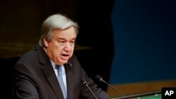 លោក​អគ្គលេខា​អង្គការ​សហប្រជាជាតិ Antonio Guterres ថ្លែង​សុន្ទរកថា​នៅ​ក្នុង​កម្មវិធី Holocaust Memorial Ceremony របស់​អង្គការ​ប្រជាជាតិ​កាលពី​ថ្ងៃទី២៧ ខែមករា ឆ្នាំ២០១៧។