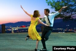 Scene from "La la Land" (Photo: Dale Robinette)