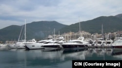 Upravitelji marine „Porto Montenegro“ u Bokokotorskom zaljevu čuvaju u tajnosti informacije o vlasnicima apartmana i jahti.