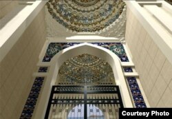 Universitet asosiy darvozasi (Loyiha chizmasidan)