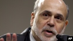 Le président de la Fed, Ben Bernanke, a annoncé de nouvelles mesures de relance de l'économie américaine