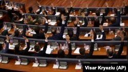 Poslanici Skupštine Kosova, arhivska fotografija (Foto: AP)