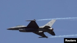 پاکستان په افغانستان کې په روانو نا امنیو او د افغانستان په ځمکني او هوايي حریم باندې په تېري کولو تورن شوی دی