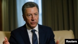 Kurt Volker, mantan Dubes AS untuk Ukraina saat berada di Kiev, 28 Oktober 2017. (Foto: dok).