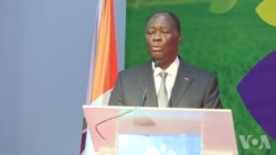 Ouattara appelle Mugabe à quitter le pouvoir "dans la dignité" (vidéo)
