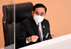 Perdana Menteri Thailand Prayuth Chan-ocha tiba di gedung parlemen di Bangkok, Thailand, 31 Agustus 2021.