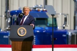 도널드 트럼프 미국 대통령이 20일 펜실베이니아주 올드포지에서 선거 유세를 했다.