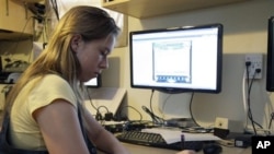 Warga AS makin meminati kuliah online karena biayanya relatif murah dan waktunya lebih fleksibel.