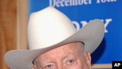 FILE - Actor Wilford Brimley attends the premiere of 'Did You Hear About The Morgans' at the Ziegfeld Theater on Dec. 14, 2009 in New York. 