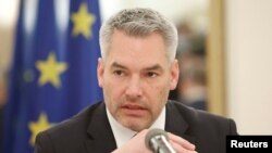 ავსტრიის კაცნცლერი მოსკოვში გამართულ პრესკონფერენციაზე