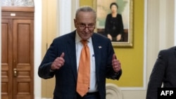 Канцеларијата на Шумер минатиот месец соопшти дека тој планира патување во Кина, Јужна Кореја и Јапонија, предводени од Крапо, но не коментираа денес