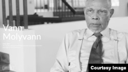 រូបថតលោក វណ្ណ មូលីវណ្ណ ដកស្រង់ចេញពីគេហទំព័រ Vann Molyvann Project។