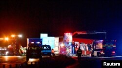 Mesto sudara automobila i kamiona u kom je troje ljudi poginulo, uključujući i švedskog umetnika Larsa Vilkisa, nedaleko od grada Markarid u Švedskoj, 3. oktobra 2021.