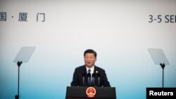 លោក​ប្រធានាធិបតី ស៊ី ជីងពីង ថ្លែង​ក្នុង​សន្និសីទ​កាសែត​មួយ​ក្នុង​កិច្ចប្រជុំ BRICS នៅ​ក្នុង​ក្រុង Xiamen ខេត្ត Fujian ប្រទេស​ចិន កាលពី​ថ្ងៃទី៥ ខែកញ្ញា ឆ្នាំ២០១៧។