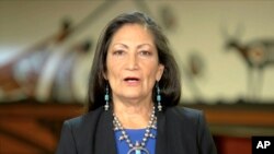 뎁 할랜드 하원의원.