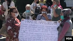 Porodice bh. državljana koji se nalaze u kampovima u Siriji protestuju u Sarajevu, 24. septembar 2020.