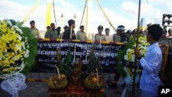 ខ្មែរ​កាន់​ទុក្ខ​នៅ​ក្រោយ​សោកនាដកម្ម​នៅ​លើ​ស្ពាន​កោះ​ពេជ្រ