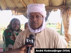 Boulaman Hassan Azzene Abdoulaye, chef de zone des éleveurs nomades installés dans la commune du 9e arrondissement municipal de N'Djamena, le 2 septembre 2017. (VOA/André Kodmadjingar)
