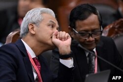 Pasangan nomor urut 3, Ganjar Pranowo-Mahfud MD menghadiri sidang Mahkamah Konstitusi di Jakarta, Senin 22 April 2024.