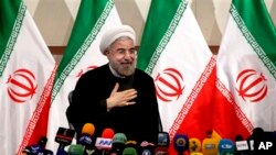 Presiden terpilih Iran, Hasan Rouhani, dalam sebuah konferensi pers di Teheran, Iran (Foto: dok).