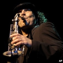 Saxophonist Boney James