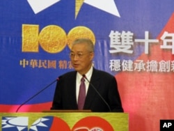 行政院长吴敦义致词