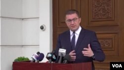 Мицкоски тврди дека има мнозинство во Собранието. 