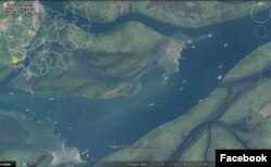 នេះ​ជា​រូបភាព​នៃ​ផ្នែកតូច​មួយ​ពី​ផ្កាយរណប​អំពី​ការ​បូមខ្សាច់ និង​ការ​នាំ​ចេញ​ខ្សាច់​ខុស​ច្បាប់​ពី​ខេត្ត​កោះកុង​កន្លង​មក។ (រូបភាព​ដក​ស្រង់​ចេញ​ពី​ទំព័រហ្វេសប៊ុក​មាតាធម្មជាតិ)