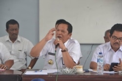 Wali Kota Padangsidempuan, Irsan Efendi Nasution (tengah), 26 Desember 2018. (Foto: Courtesy/Humas Kota Padangsidempuan)