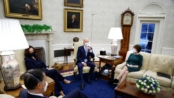 Predsjednik Biden i potpredsjednica Kamala Hatris u Bijeloj kući razgovaraju sa grupom republikanskih senatora o paketu pomoći pogođenima koronavirusom.