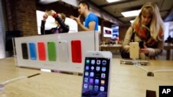 Britain Apple iPhone