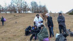 Stotine migranata zimu provode na otvorenom. Foto: BIRN BiH