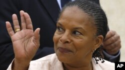 کریستین توبیرا، وزیر گینه ای تبار دادگستری