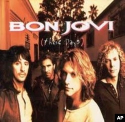 Bieber Fans Prepare for 3D Movie, Soundtrack Release; Carey Reveals Twins' Gender