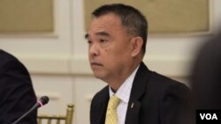 លោក ពូ សុធីរៈ នាយកប្រតិបត្តិ​នៃ​វិទ្យាស្ថានខ្មែរ​សម្រាប់​សហ​ប្រតិបត្តិការ និង​សន្តិភាព ថ្លែង​ក្នុងកិច្ច​ពិភាក្សា​មួយ​នៅ​រាជធានីភ្នំពេញ ស្តី​ពី​អំពី​បញ្ហា​ឧបទ្វីបកូរ៉េ​ កាល​ពីថ្ងៃ​ទី​១៧ ខែកក្កដា ឆ្នាំ២០១៧។ (ស៊ុន​ ណារិន/VOA)