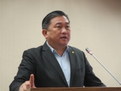 台湾民进党立委王定宇（美国之音张永泰拍摄）